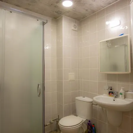 19 Apartment